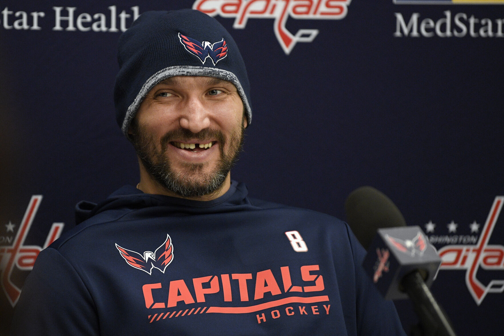 Ovechkin Chasing Gretzky Hockey